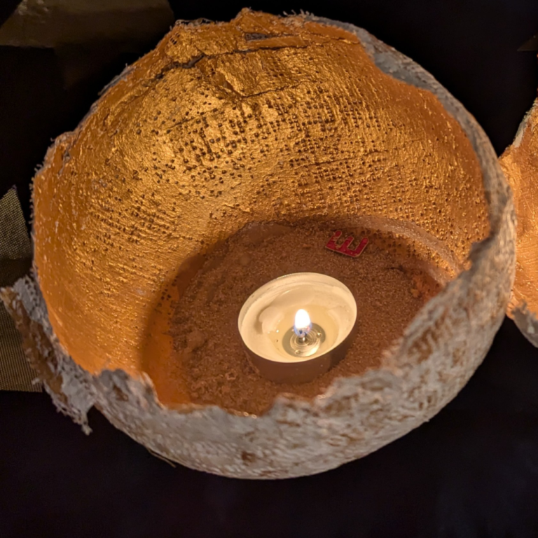 Worldwide Candle Lighting Goldkerze